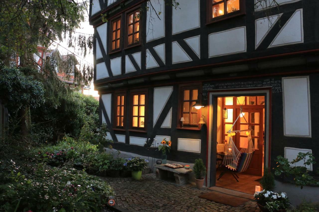 Alte Pfarre Gudensberg Apartamento Exterior foto